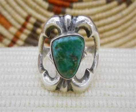 Vintage Navaho Sand Cast Sterling Silver With Mauricie Turquoise Ring