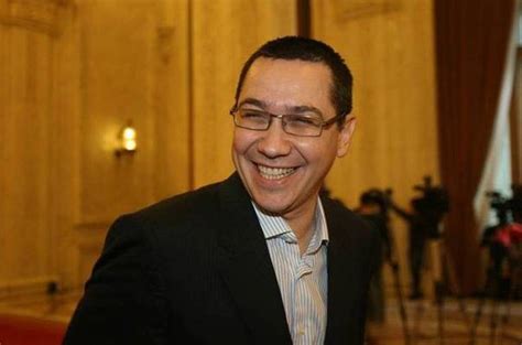 Plimbarea lui victor ponta și liviu dragnea cu barca în apă de câțiva centimetri. Ce Sfat îi Dă Ponta Lui Grindeanu, După Ce A Stat în ...