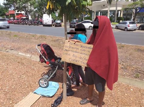 Distance from cuiaba to cities are listed below, also there are 12 sub cities within cuiabá, click on the city name to find distance. Venezuelanos invadem ruas de Cuiabá pedindo esmola e ...