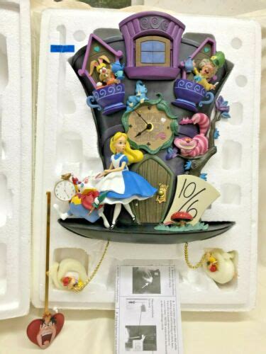 Bradford Exchange Disney Alice In Wonderland Mad Hatter Wall Clock
