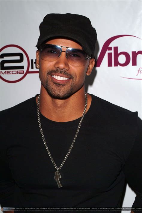 Shemar Moore Photo 15 Of 19 Pics Wallpaper Photo 219945 Theplace2