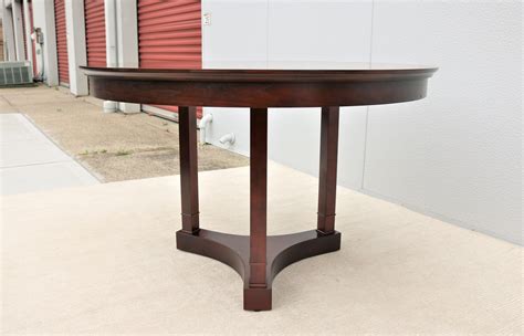 Traditional Classic Kimball Innsbruck Round Wood Dining Table