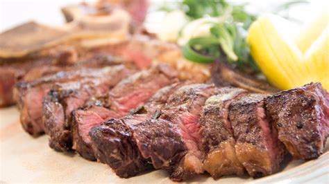 Cook a steakhouse quality t bone steak right in your own kitchen using the stove and oven! T-bone steak