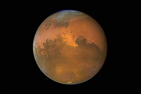 Nasa Says Mars Will Be Closest It Has Been To Earth In 15 Years July