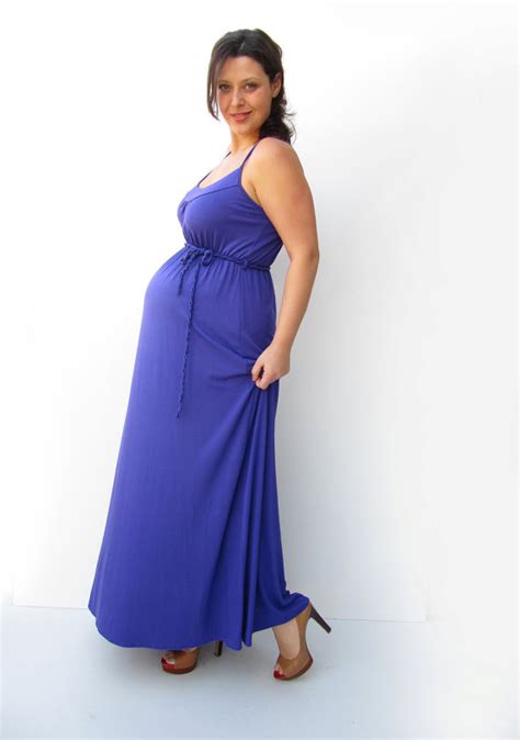 Trendy Maternity Clothes For The Summer