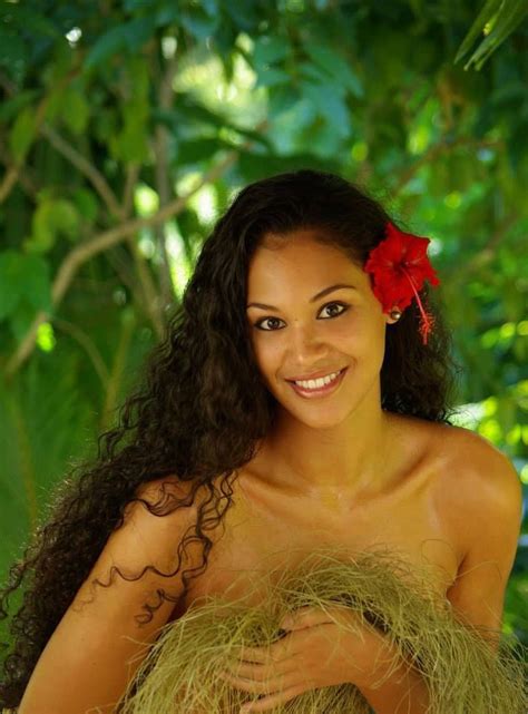 Miss Tahiti 2014 Hawaiian Woman Hawaiian Dancers Polynesian Girls