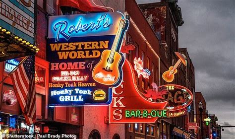 nashville is the city that tops the country music charts visit nashville nashville broadway