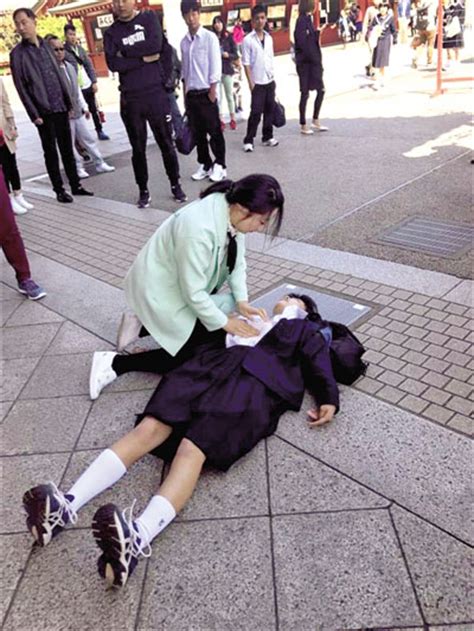 鄭州の看護婦が日本旅行中にてんかんの発作起こした女子中学生助ける 人民網日本語版 人民日報