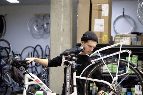 6 Signs Your Bike Needs A Tune Up Blog Cycle City