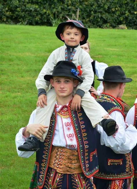 lachy sądeckie southern poland source zespół polish folk costumes polskie stroje