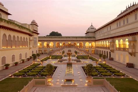 Rajmahal Palace Un Palais Indien Où Faire Escale à Jaipur Palais Indien Autour Du Monde
