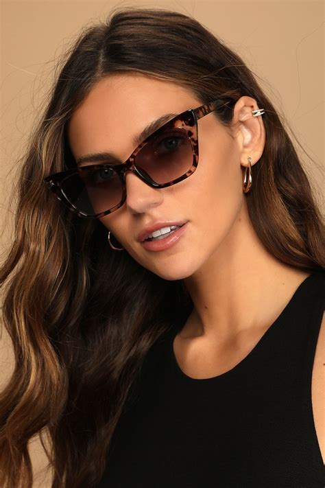 tortoise sunglasses cat eye sunnies cat eye sunglasses lulus