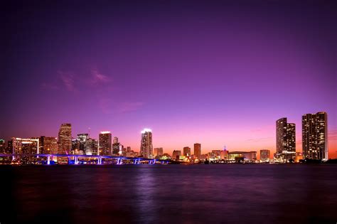 Lighted City Landscape Portrait City Miami Florida Hd Wallpaper