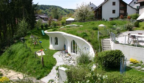 The hobbits were not in costume. Earth Sheltered Hobbit Houses by Erdhaus | Designs & Ideas ...