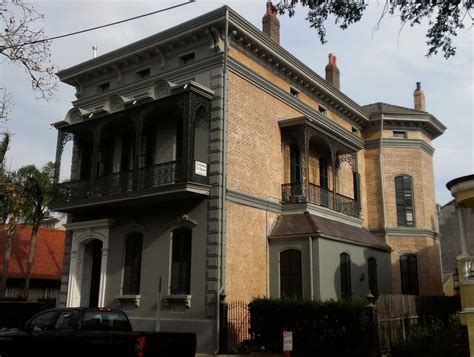The Picturesque Style Italianate Architecture The Charles Johnson