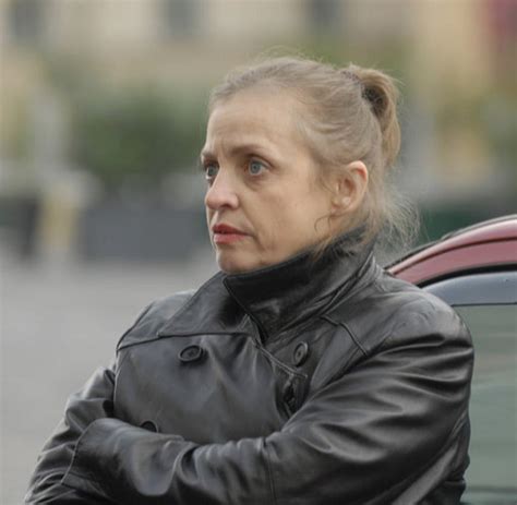 Katharina thalbach entstammt einer theaterfamilie, ihr vater war der regisseur benno besson, ihre mutter war die schauspielerin sabine thalbach. Kino: Katharina Thalbach sucht den Mann im Mond - WELT
