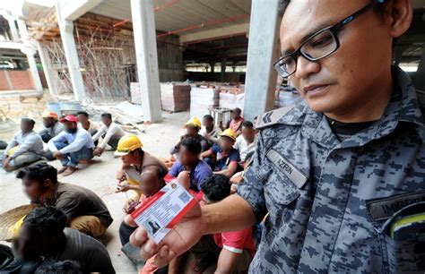 Foreign workers application to work in sabah and sarawak is subjected to the jurisdiction of the state government in accordance with the stipulated. 8 Worrying Facts About Illegal Immigrants in Malaysia that ...