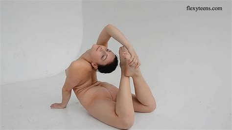 Naked Gymnast Dasha Lopuhova Telegraph