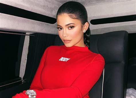 Kylie Jenner Wore The Perfect Valentines Day Bodysuit Daily Scanner