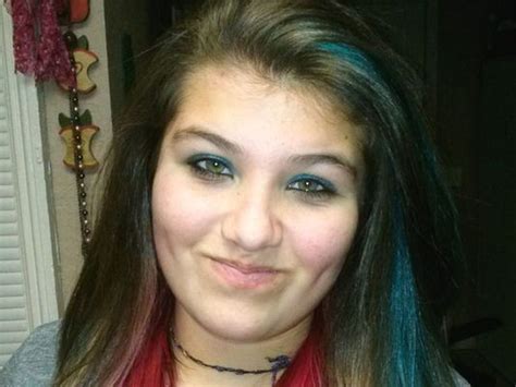 Police Searching For Missing 14 Year Old Girl From Marshall
