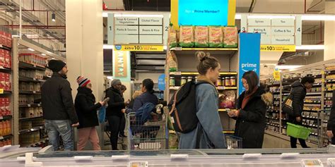 Amazon whole foods shopper salary information according to reports on indeed, amazon whole foods shoppers working in the united states receive hourly pay of $17.75 and $53,238 per year. Why can't Amazon convert Prime shoppers into Whole Foods ...