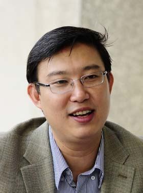 Ông nghiêm xuân thành giữ chức bí thư tỉnh ủy hậu giang. Ông Nguyễn Xuân Thành: Kinh tế Việt Nam đang ở ngã ba ...