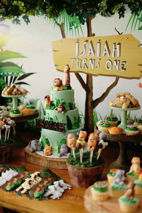 Safari themed birthday party decorations. Jungle Themed Birthday Party | Birthday party themes ...