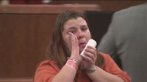Teen Mom Accused Of Trying To Kill Her Infant Son In His Hospital Crib Abc7 Los Angeles