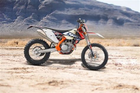 In this version sold from year 2013 , the dry weight is 112.0 kg (246.9 pounds) and it is equipped with a. 2013 Ktm 450 Exc F Specs - Best Auto Cars Reviews
