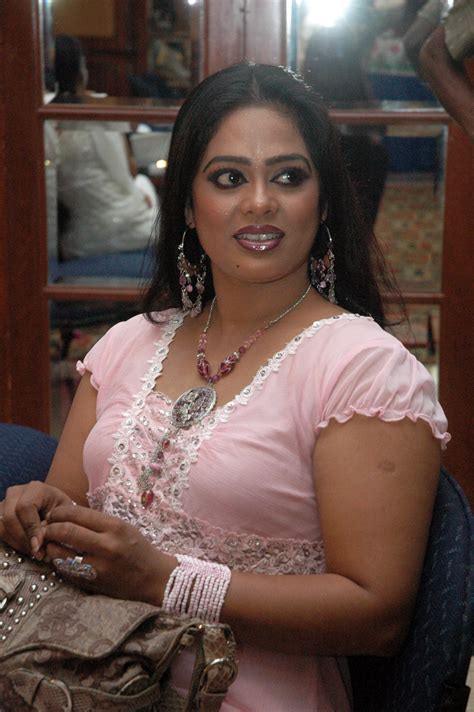 Tamil Serial Artists Devi Priya