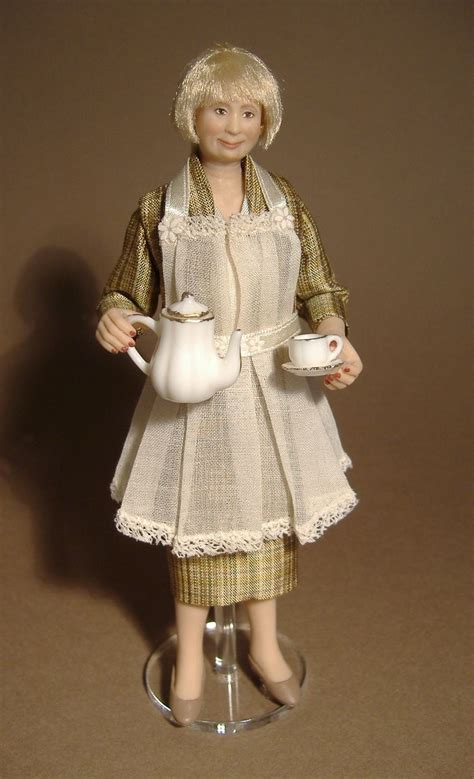 this 1 12 scale grandmother doll is made by karin smead art dolls handmade handmade miniatures