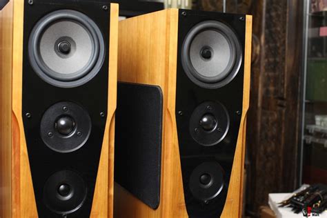 Rare Rega R9 Floorstanding Full Range Speakers Photo 1375371 Us