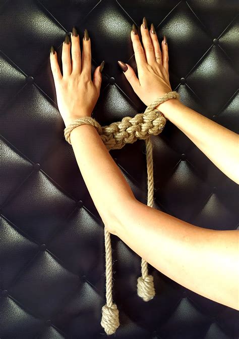Shibari Jute Rope Handcuffs Bondage Bdsm Slave Restraints Etsy Belgi