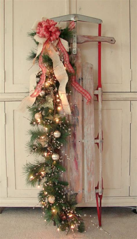 24 ATTRACTIVE CHRISTMAS SLEIGH DECORATION INSPIRATIONS