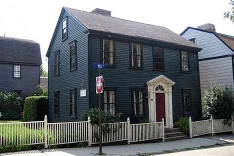 A dutch gable roof combines a hip roof, with four sloping sides, and tops it with a gable roof, also called a gablet. Quia - Architecture Roof Styles