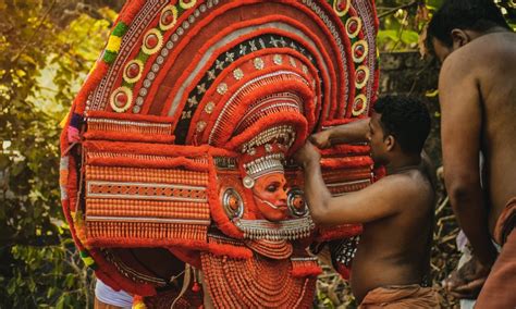 Theyyam In North Kerala A Guide To Chasing The Cultural Festival