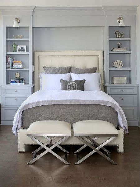 Here are 14 ideas to create space in your small master bedroom, so you and your significant other can live with a clear mind. HOME DZINE Bedrooms | Storage ideas around the headboard
