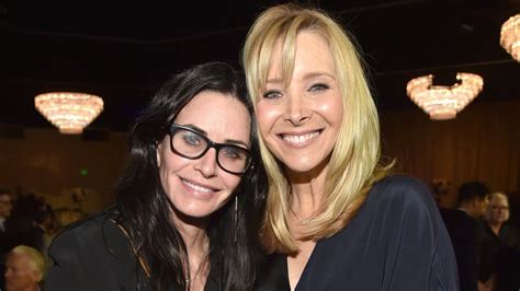 Courteney Cox And Lisa Kudrow Reunited To Celebrate The Friends 25th