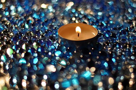 Candle Hd Wallpaper Background Image 2048x1360 Id868294