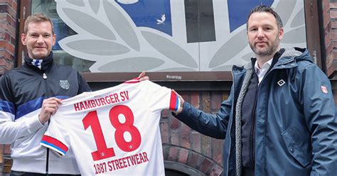 Rt delivers latest news on current events from around the world including special reports, viral news and exclusive videos. 18 Jahre 1887 Streetwear! HSV sagt mit T-Shirt Danke | HSV.de