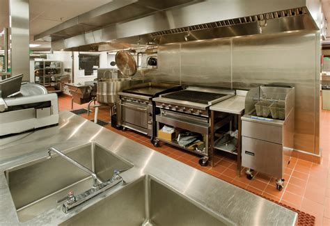 Dephna group offers variety of commercial kitchens and catering units to choose from. Top 10 Easy DIY Fixes For Your Restaurant | Tundra ...