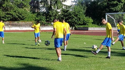 What's the petrolul ploiesti score? Petrolul Ploiești testează mai mulți fotbaliști, printre ...
