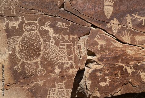 Native American Indian Rock Art Petroglyph Hands Owl Utah 1408 Nine