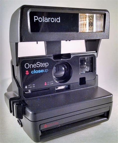 Vintage Polaroid One Step Close Up Instant Camera 600 Strap Polaroid