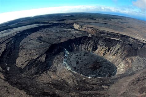 Las Leyes De Fricción Probadas En Un Cráter Volcánico En Colapso