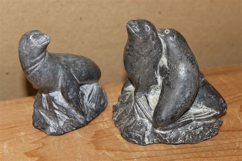 Seals Eskimo Inuit Soapstone Carving Sculpture Wolf Original