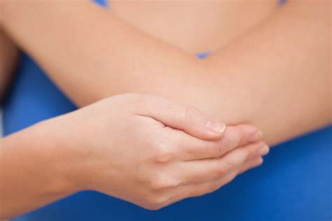 What Causes Dry Dark Discolored On Elbows Dry Elbows Remedy