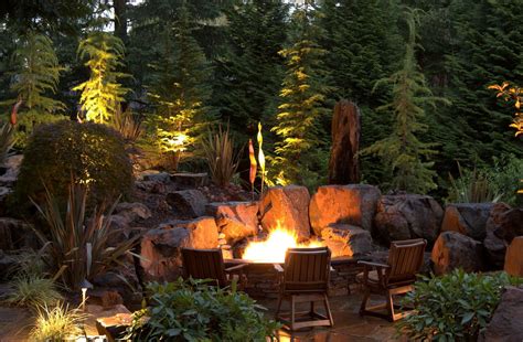 15 Fire Pit Ideas To Keep You Cozy Year Round