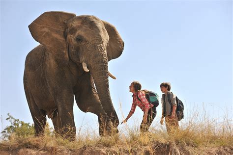 Foto De Ella Ballentine Against The Wild 2 Survive The Serengeti
