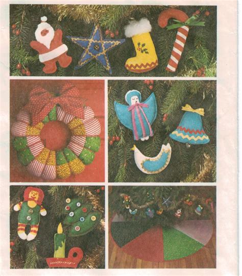 Simplicity Pattern 7736 Christmas Ornament Wreath And Tree Skirt